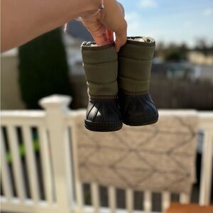 Old Navy Kids Boots - Green and Black